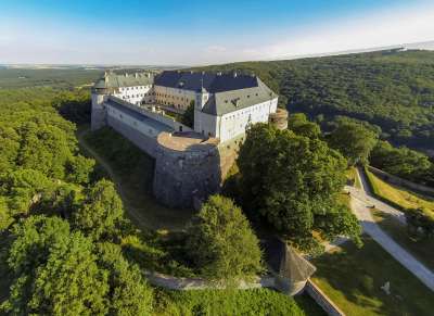 Hrad Červený Kameň foto